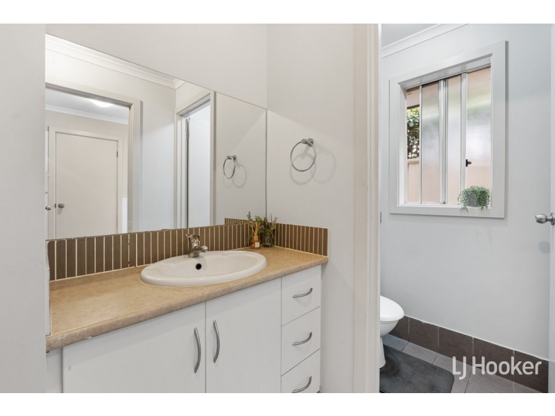 11/12 Dansie Crescent, Brahma Lodge SA 5109