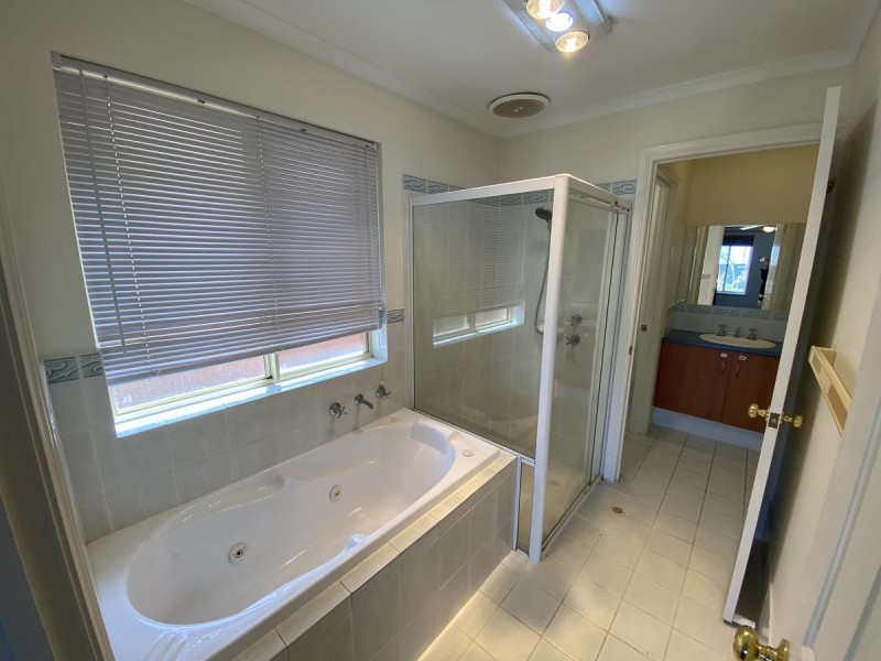 7 Queens Court, Blakeview SA 5114