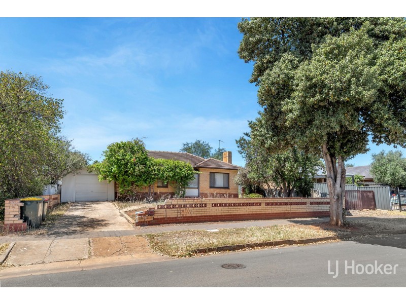 15 Leonard Street, Elizabeth Park SA 5113