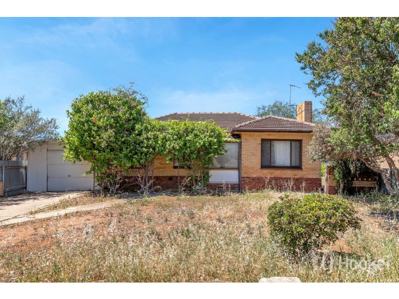 15 Leonard Street, Elizabeth Park SA 5113