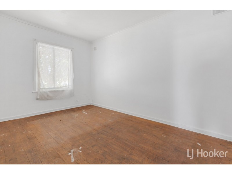 15 Leonard Street, Elizabeth Park SA 5113