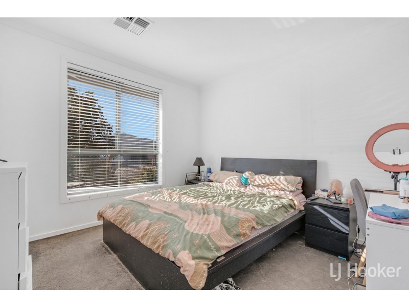 16 Kerrie Avenue, Munno Para West SA 5115