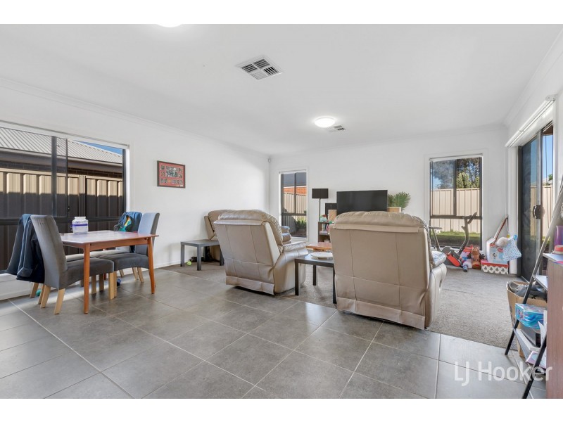 16 Kerrie Avenue, Munno Para West SA 5115