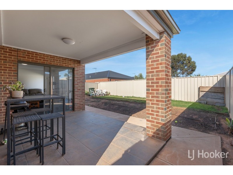 16 Kerrie Avenue, Munno Para West SA 5115