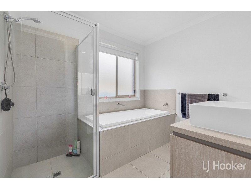 37 Olympic Way, Munno Para West SA 5115