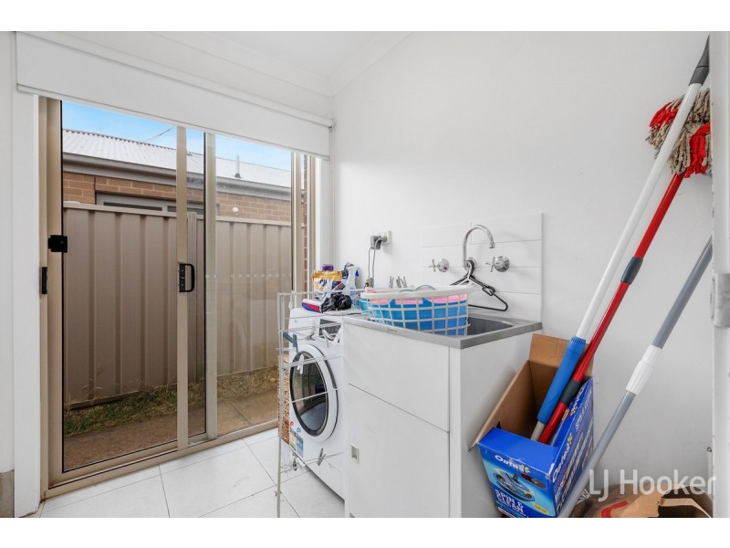 37 Olympic Way, Munno Para West SA 5115