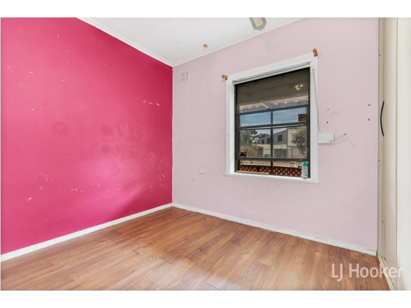 21 Smitham Street, Elizabeth Grove SA 5112