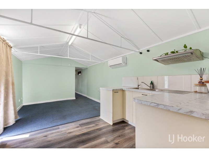 21 Smitham Street, Elizabeth Grove SA 5112