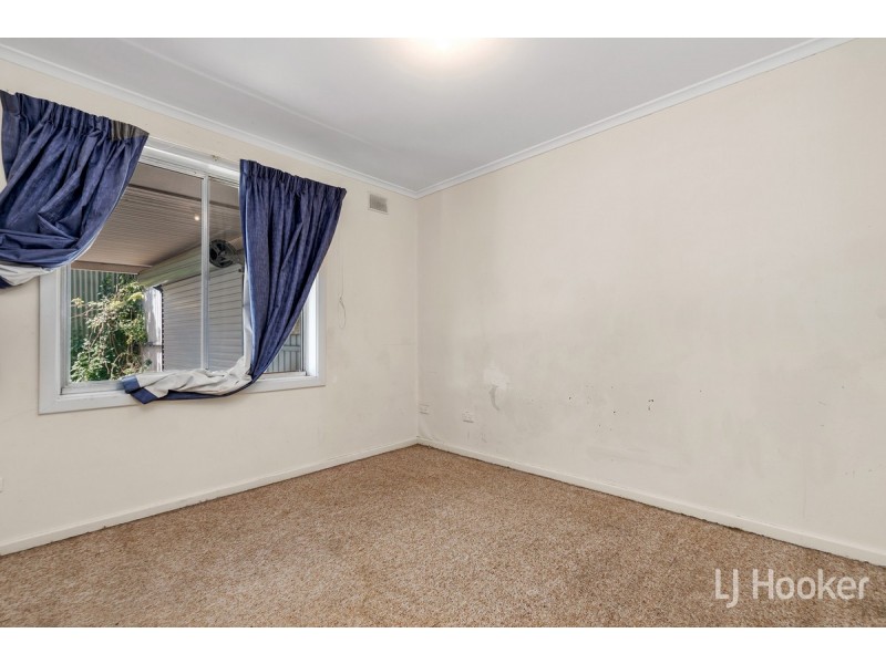37 St Leonard Crescent, Elizabeth Downs SA 5113