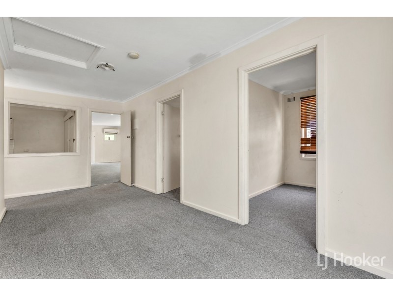 37 St Leonard Crescent, Elizabeth Downs SA 5113