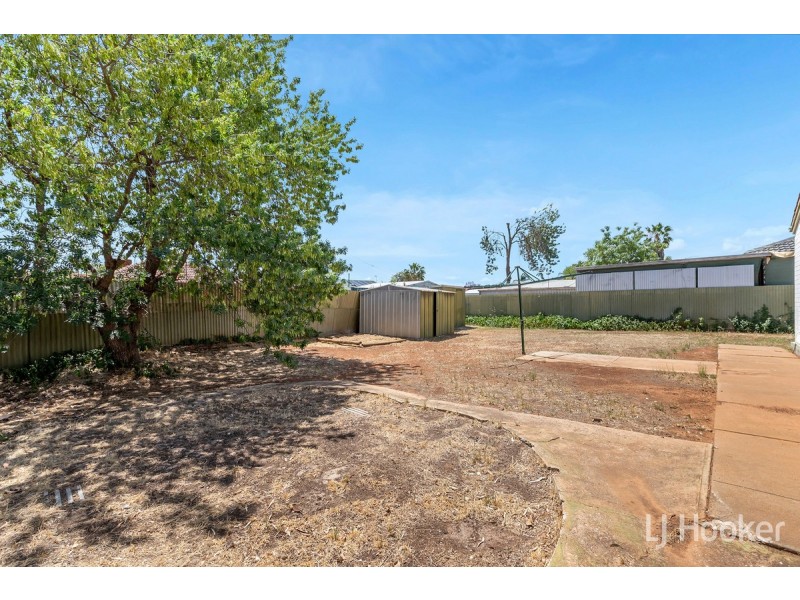 37 St Leonard Crescent, Elizabeth Downs SA 5113