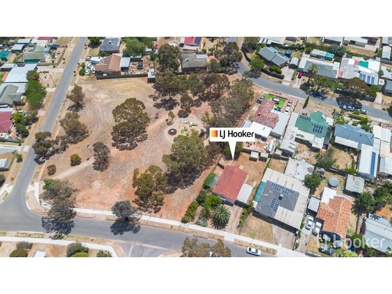 37 St Leonard Crescent, Elizabeth Downs SA 5113