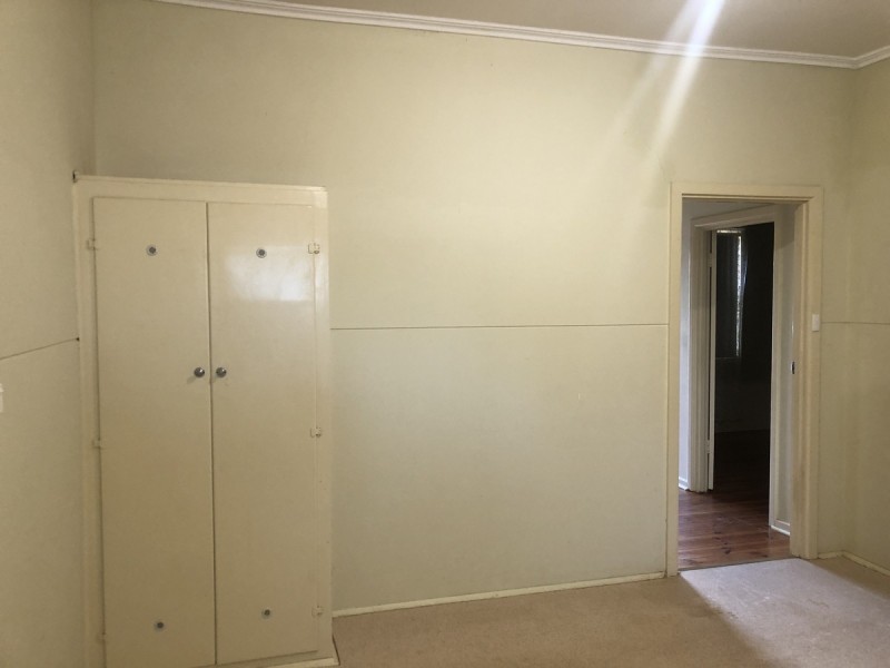 8 Manston Street, Elizabeth South SA 5112