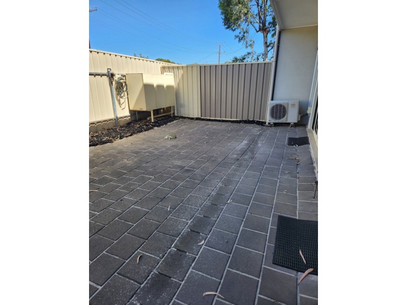 2/9 Bald Street, Smithfield Plains SA 5114