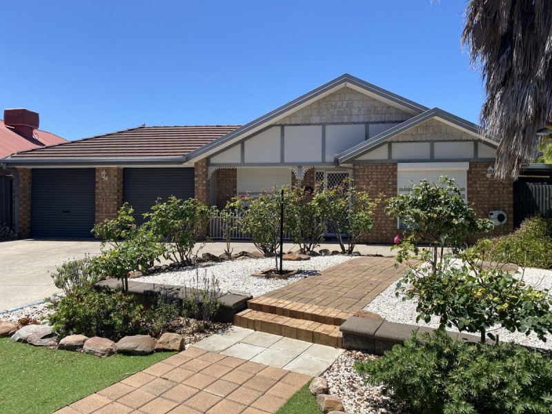15 Pineridge Drive, Blakeview SA 5114