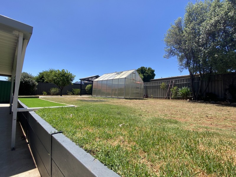 15 Pineridge Drive, Blakeview SA 5114