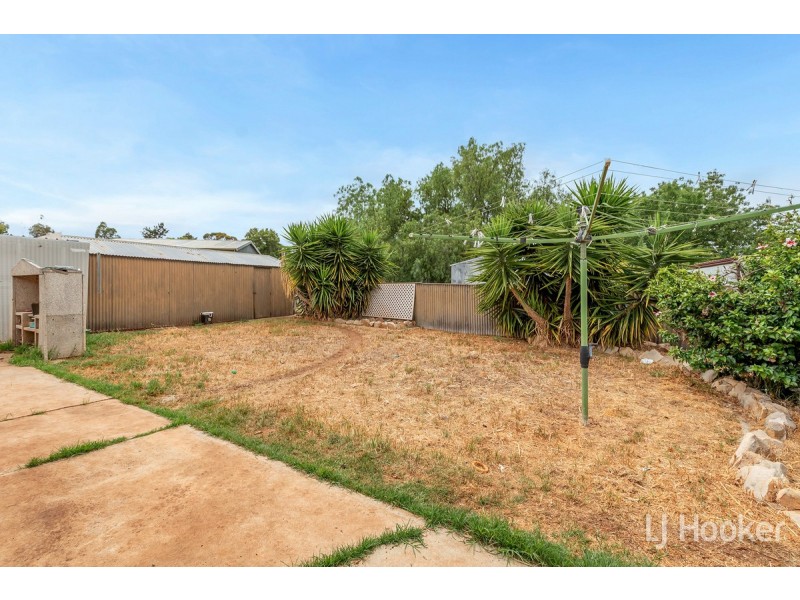 30 Garlick Road, Elizabeth Park SA 5113