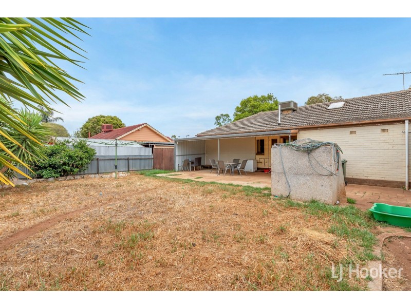 30 Garlick Road, Elizabeth Park SA 5113