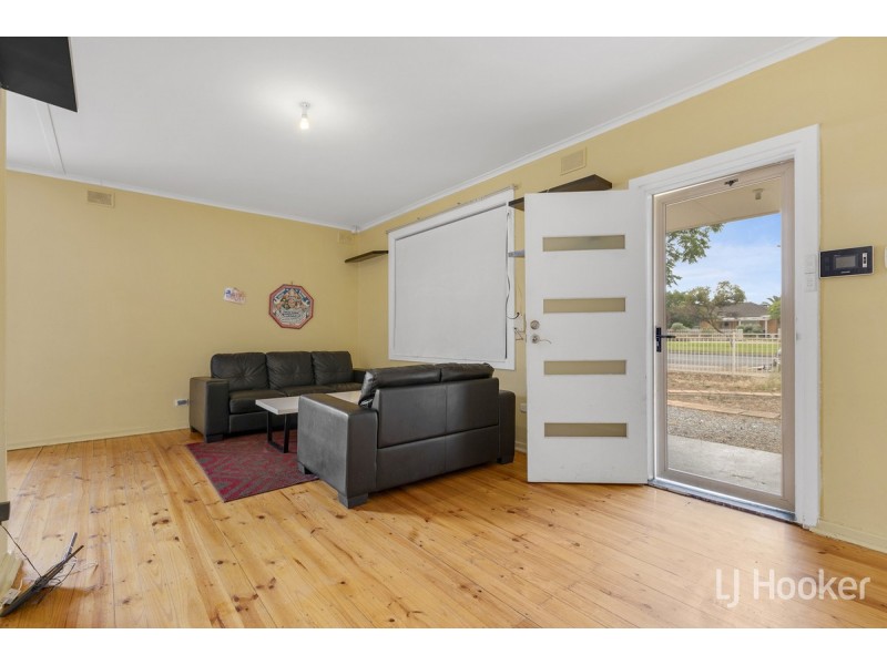 237 Peachey Road, Smithfield Plains SA 5114