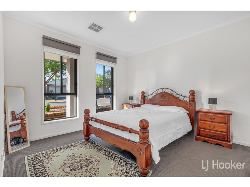 4 Tower Way, Blakeview SA 5114