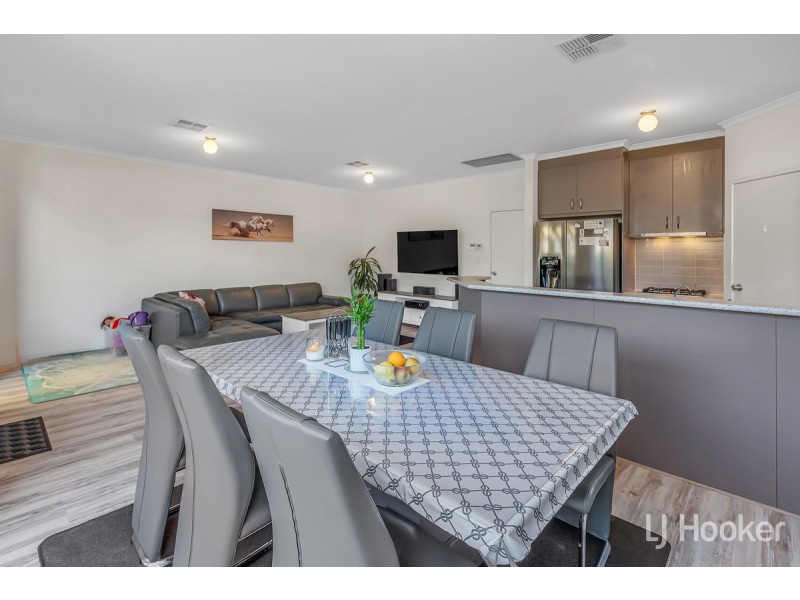 4 Tower Way, Blakeview SA 5114