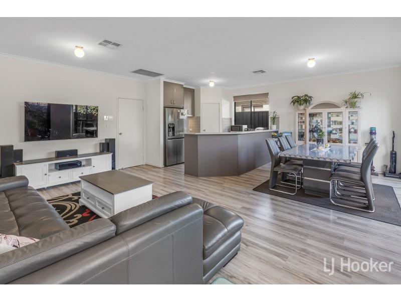 4 Tower Way, Blakeview SA 5114