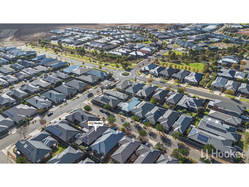4 Tower Way, Blakeview SA 5114