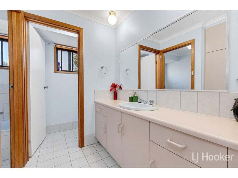 18 Rockley Court, Hillbank SA 5112