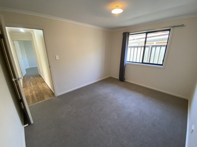 8 Huron Street, Andrews Farm SA 5114