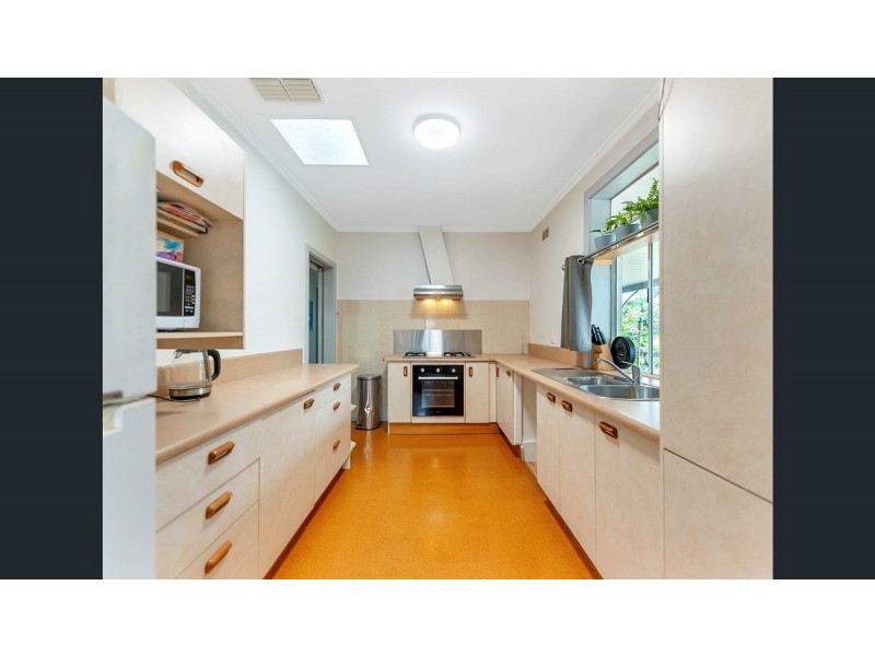 21 Berberis Street, Elizabeth Vale SA 5112