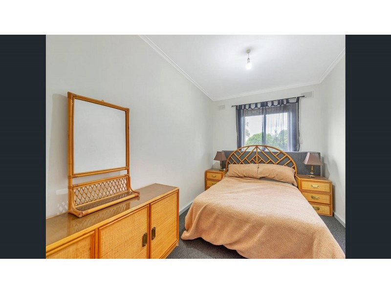 21 Berberis Street, Elizabeth Vale SA 5112