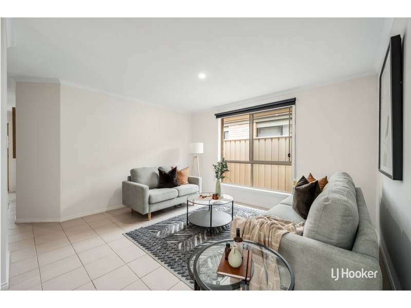 24 Admiralty Circuit, Smithfield SA 5114