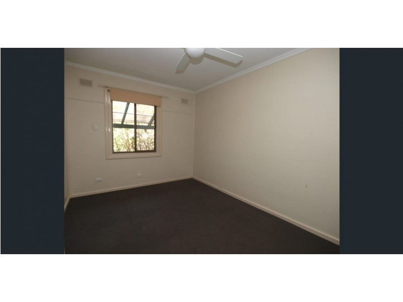 50 Stakes Crescent, Elizabeth Downs SA 5113