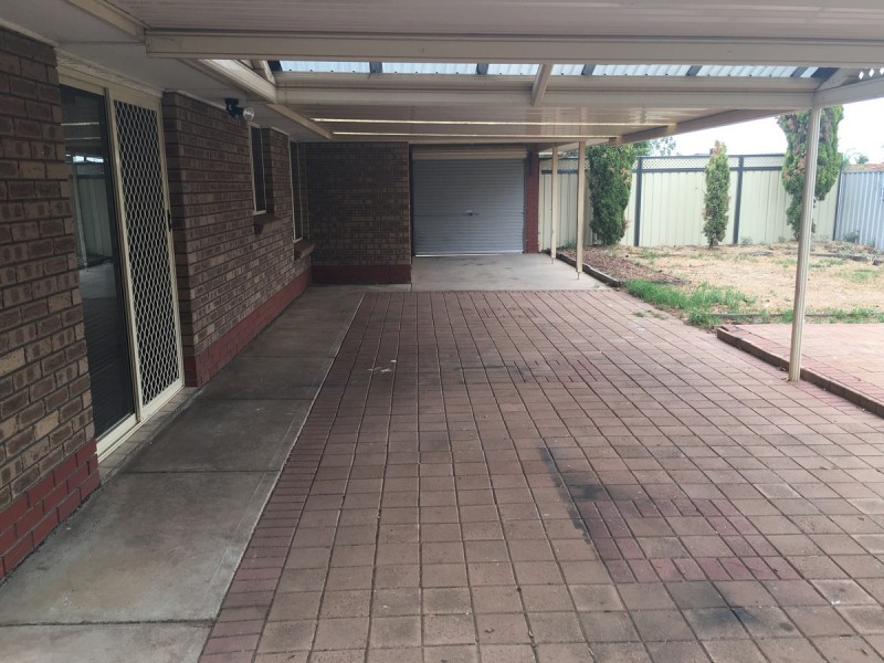 8 Melanie Court, Paralowie SA 5108