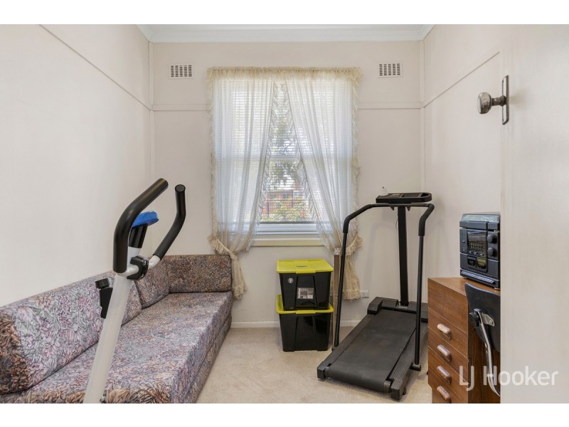 4 Bartlett Street, Elizabeth Downs SA 5113