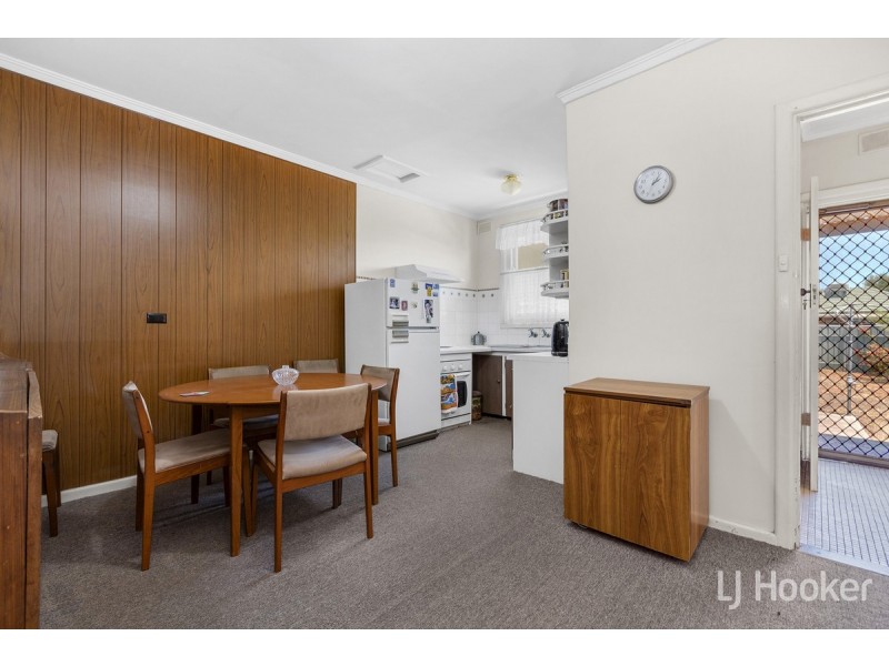 4 Bartlett Street, Elizabeth Downs SA 5113