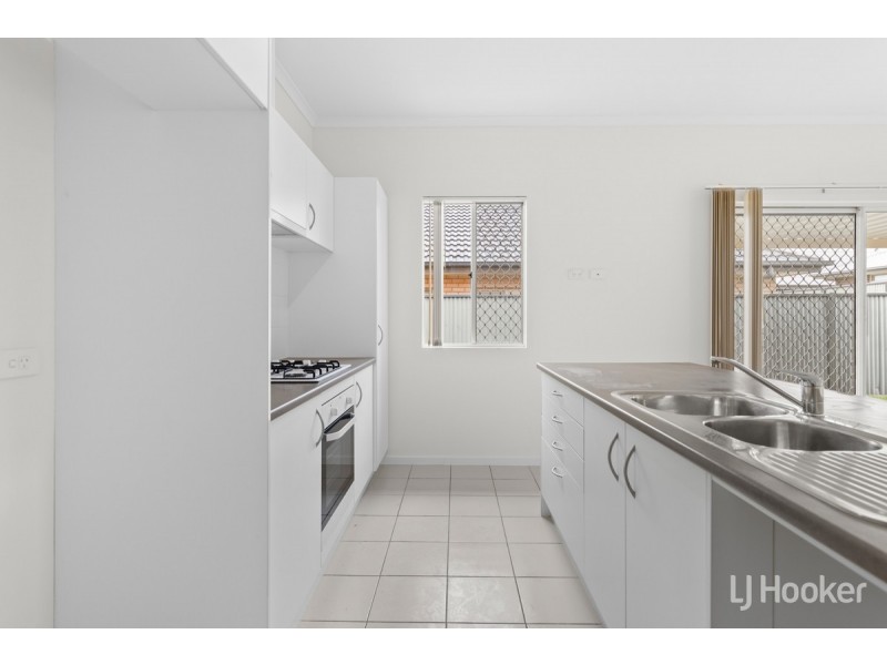 6 Teviot Place, Blakeview SA 5114