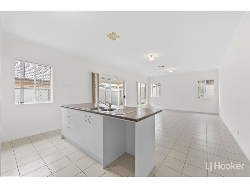 6 Teviot Place, Blakeview SA 5114