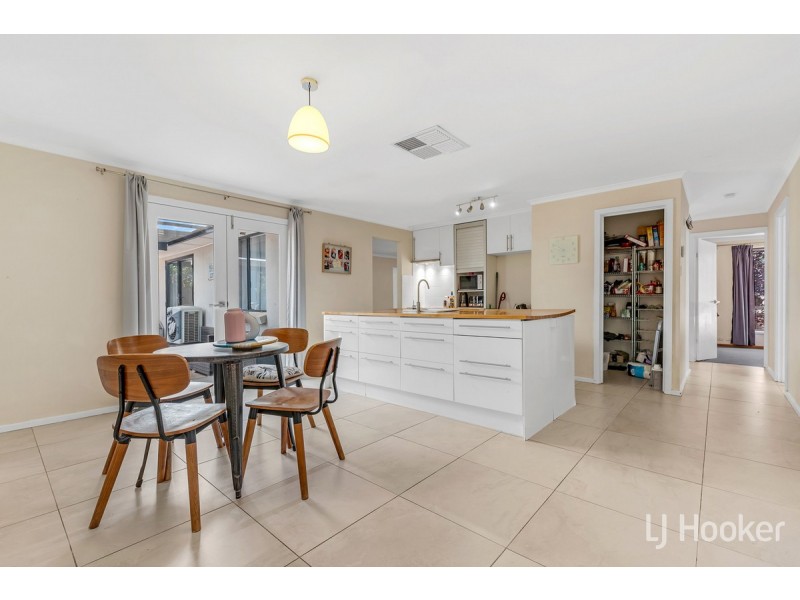 8 Kareda Court, Hillbank SA 5112