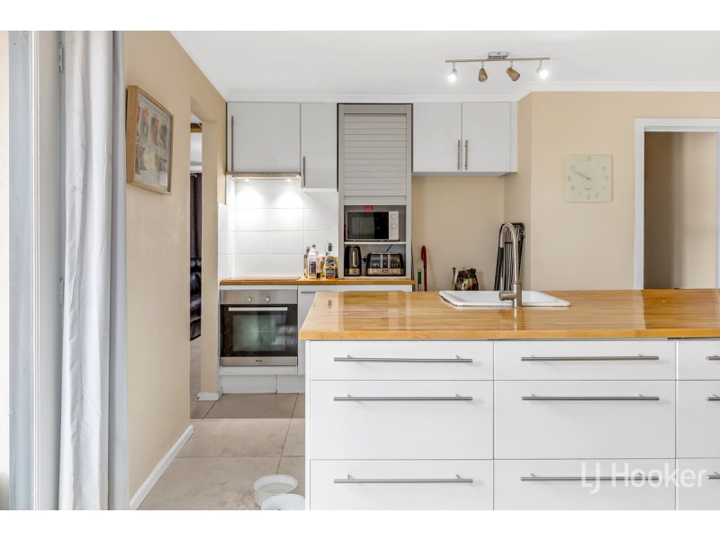 8 Kareda Court, Hillbank SA 5112