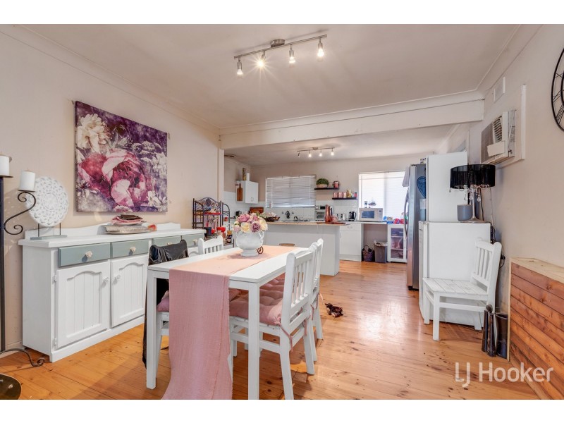 5 Dunne Crescent, Salisbury East SA 5109