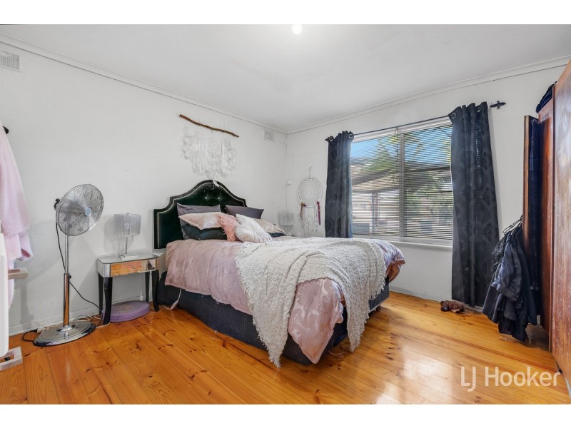 5 Dunne Crescent, Salisbury East SA 5109