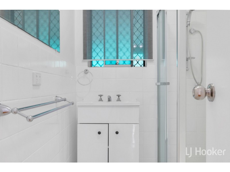 28 Lindsay Street, Elizabeth Downs SA 5113