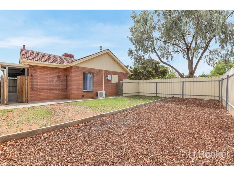 28 Lindsay Street, Elizabeth Downs SA 5113