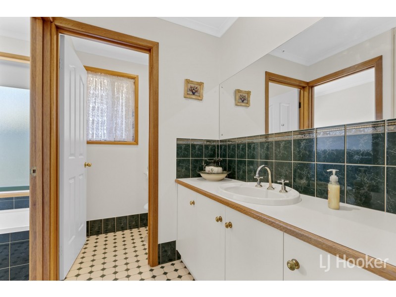 10 Belmont Gardens, Hillbank SA 5112