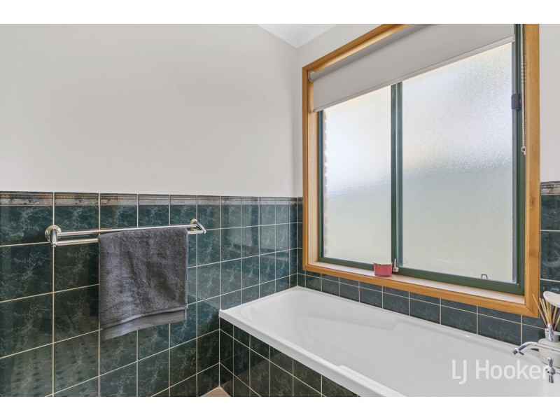 10 Belmont Gardens, Hillbank SA 5112