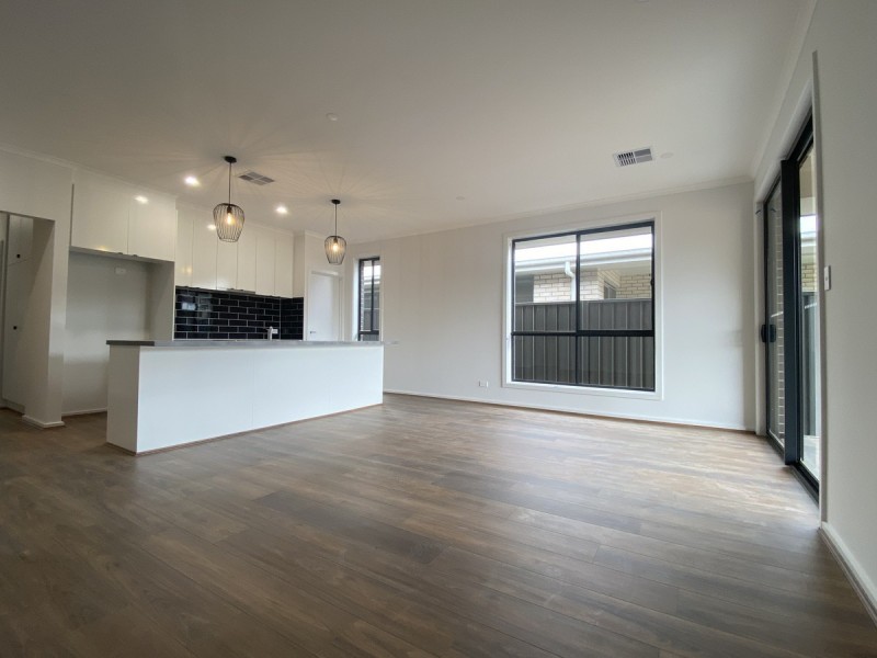 27 Ceravolo Street, Andrews Farm SA 5114