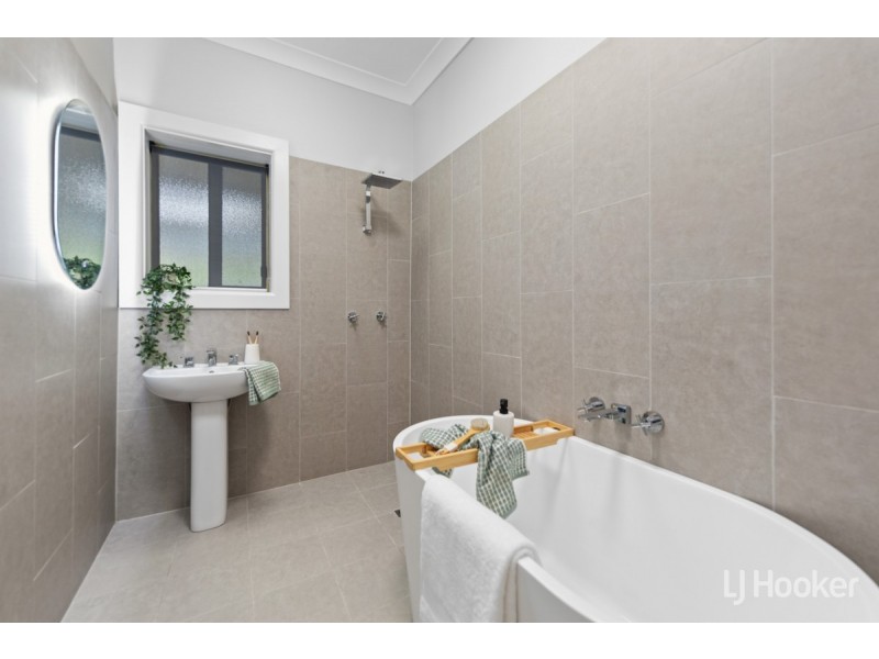 30 Campbell Road, Elizabeth Downs SA 5113