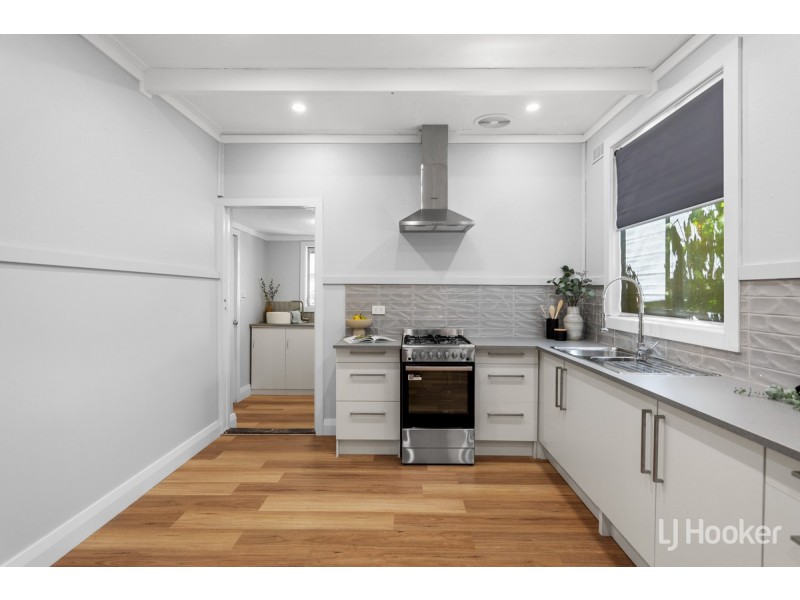 30 Campbell Road, Elizabeth Downs SA 5113