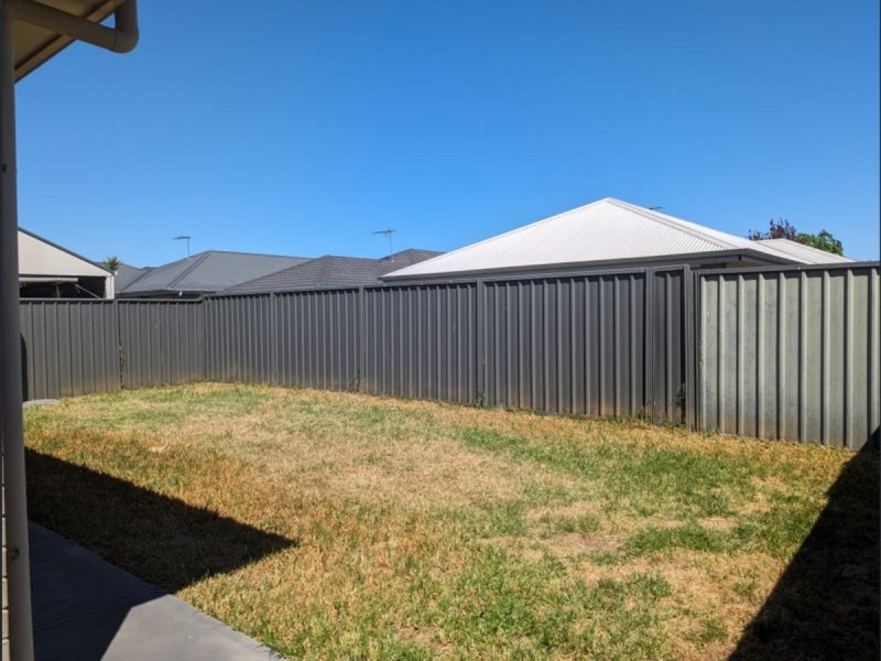 12 McLaren Street, Evanston Gardens SA 5116